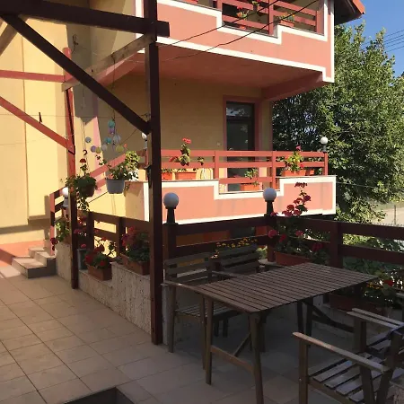 ゲストハウス Cristina マンガリア