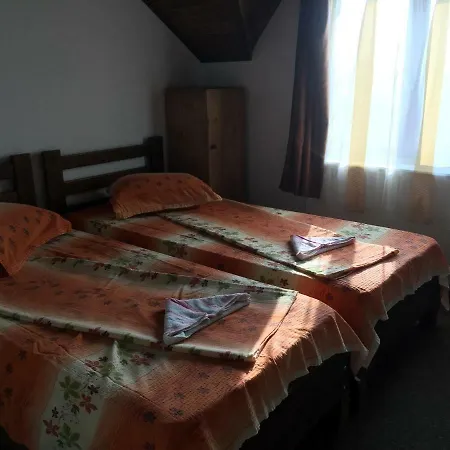 Cristina ゲストハウス 4*