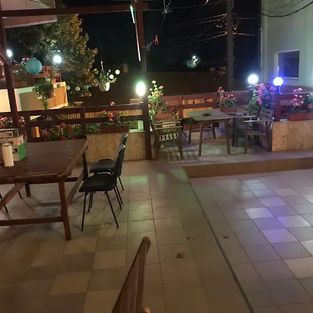 Cristina 招待所 曼加利亚