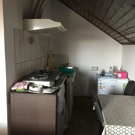 Cristina 招待所 曼加利亚